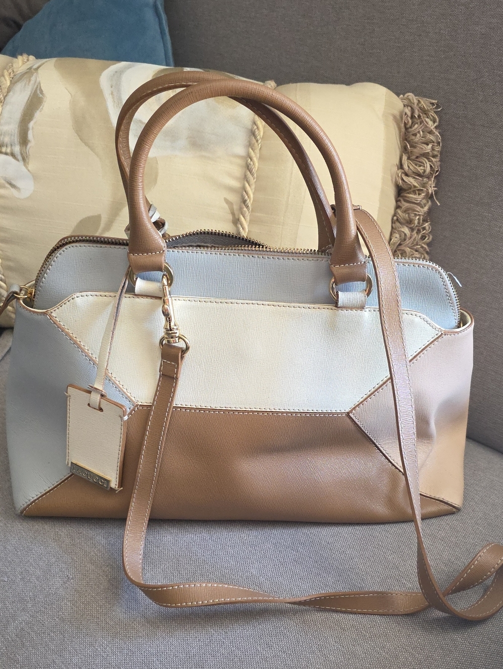 IACUCCI ITALY Two-Tone Tan and Cream Structured Satchel with Detachable Strap